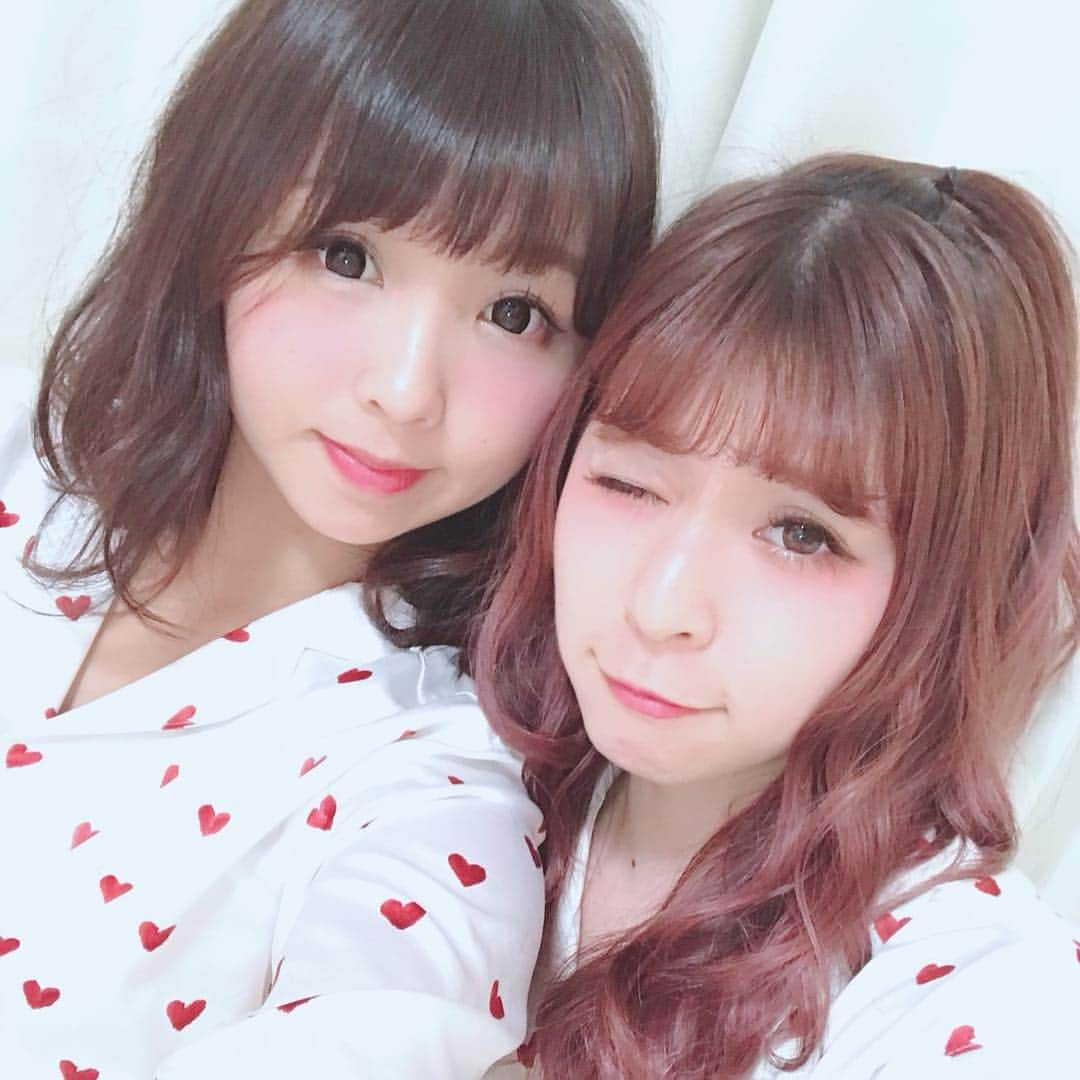 岩村捺未さんのインスタグラム写真 - (岩村捺未Instagram)「今日22時30分からあんちゃんと BIGOLIVEコラボ配信しまーーす♡ 平成から令和になる瞬間を みんなで過ごそう🐶🎈🎈 アプリ持ってないひとは BIGOLIVEのアプリとっといてね☺️ #ライブ配信 #BIGOLIVE #コラボ配信 #もぐもぐ配信 #ライバー #なちゅび」4月30日 13時44分 - iwamuranachu