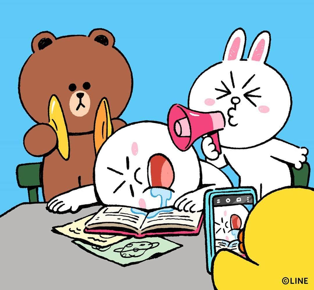 LINE FRIENDSさんのインスタグラム写真 - (LINE FRIENDSInstagram)「. Share the picture plz 😉  #NapTime #WontWakeUp #Noise #WeTried #ProofPicture #BROWN #CONY #SALLY #MOON #LINEFRIENDS」4月30日 15時00分 - linefriends