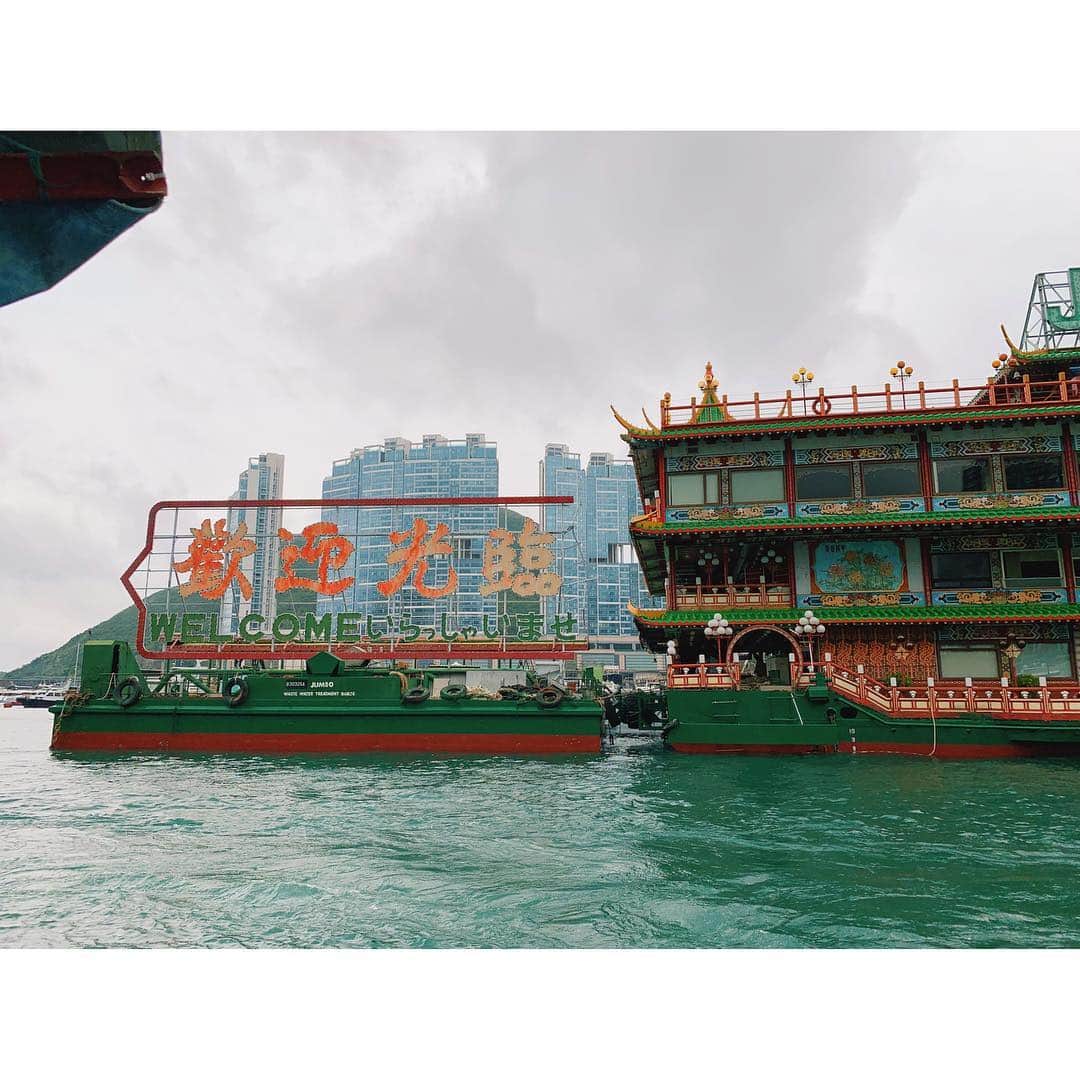 齊藤英里さんのインスタグラム写真 - (齊藤英里Instagram)「クルージングしたよ〜 海風が気持ちいー！💦 #gw #香港」4月30日 15時09分 - erisaito.official