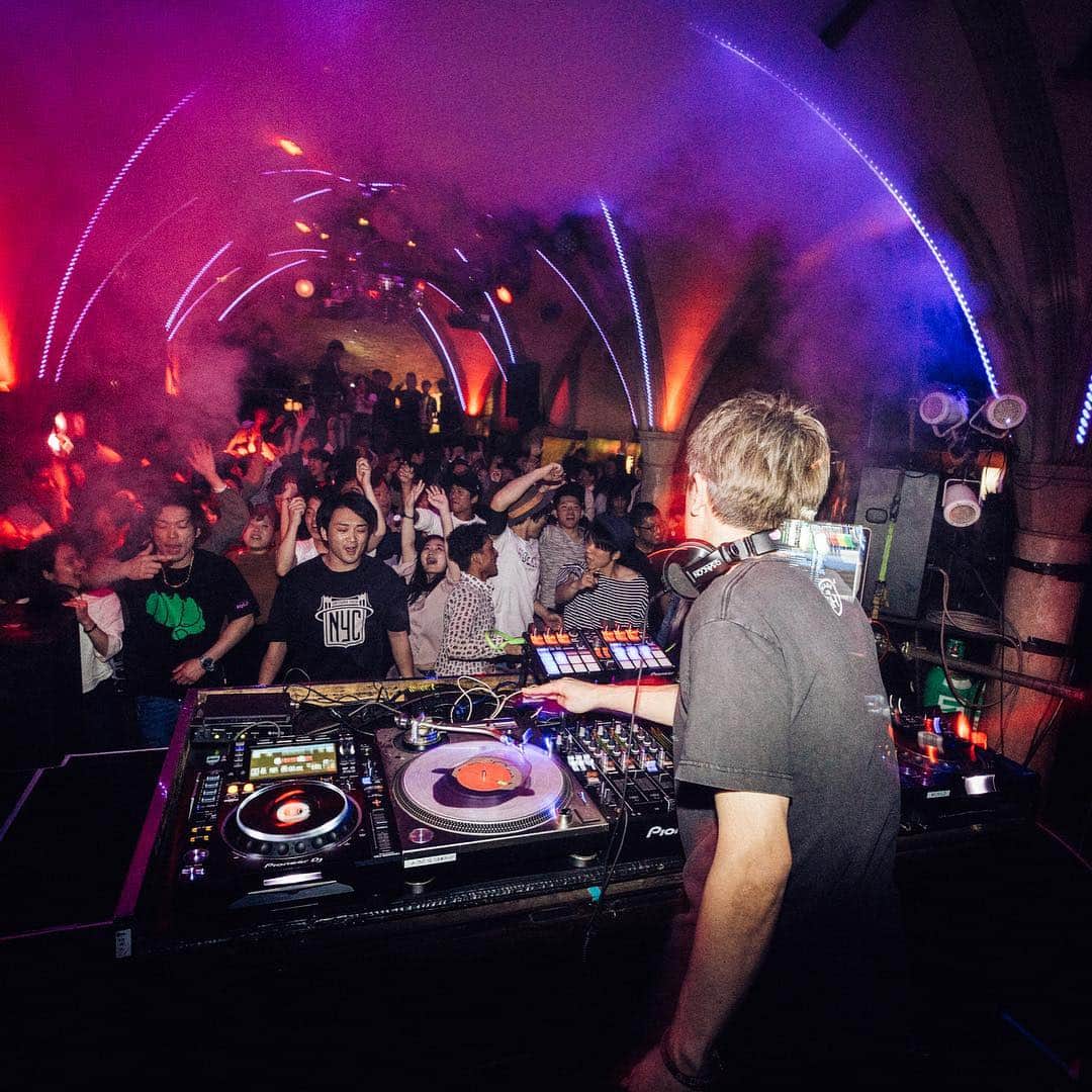 DJ SANCONさんのインスタグラム写真 - (DJ SANCONInstagram)「日曜日沢山の皆さん 有難うございました！ Thank you very much for Last sunday 毎週日曜日宜しくお願いします！  Every Sunday NY19 @worldkyoto  Open 10:00pm-4:00am ★Sunday Welcome特典★ 女性＆美容師入場無料  DJ* @djsancon @chibachups @djsanma_dot_atro @dj_sotaro  MC* @g_face ------------------------------------------ #kyotonightlife #kyotonight  #kyotointernational #internationalparty #kyotointernationalparty #essentialkyoto #kyoto #京都夜遊び #京都夜 #京都クラブ #kyotoclub  #worldkyoto #kyotoworld」4月30日 16時02分 - djsancon