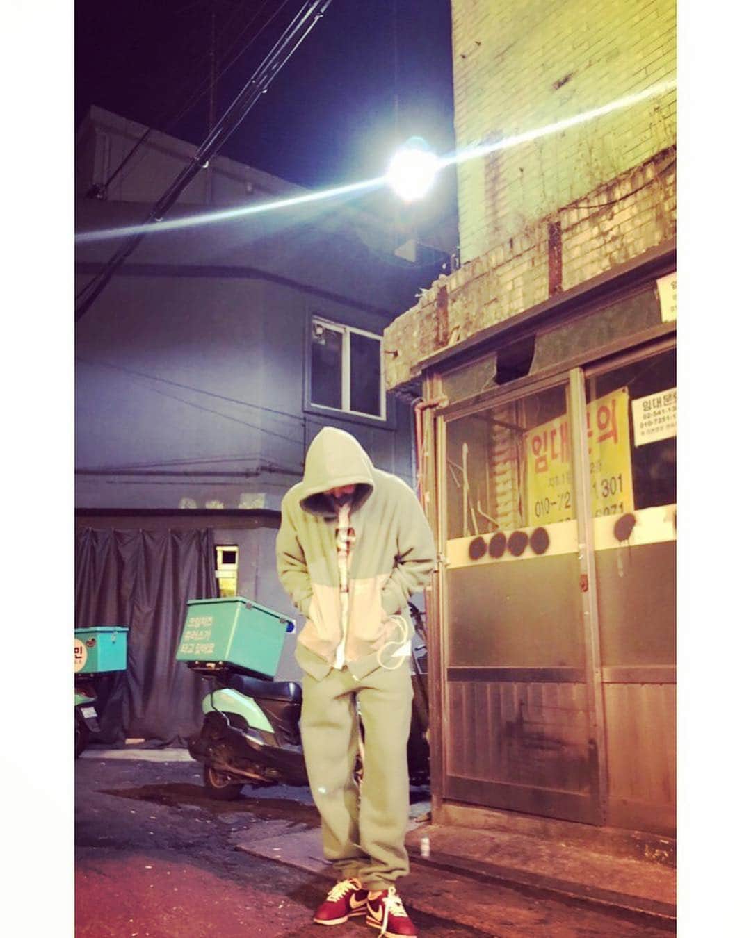 チョ・グォン さんのインスタグラム写真 - (チョ・グォン Instagram)「👋🏻」5月1日 2時15分 - kwon_jo