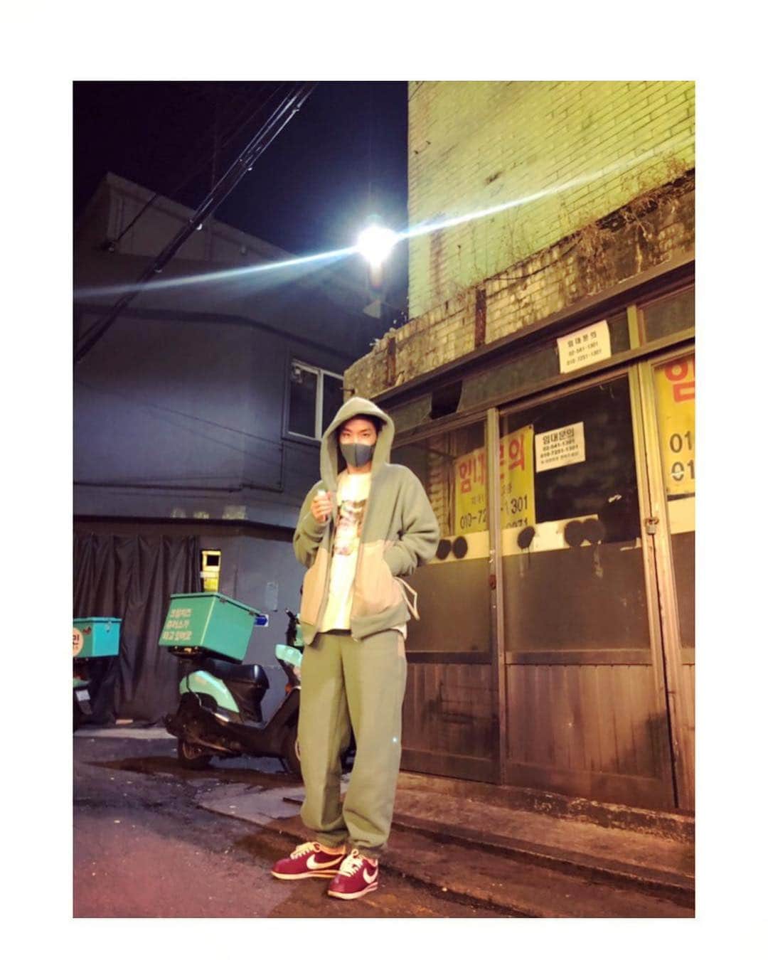 チョ・グォン さんのインスタグラム写真 - (チョ・グォン Instagram)「👋🏻」5月1日 2時15分 - kwon_jo