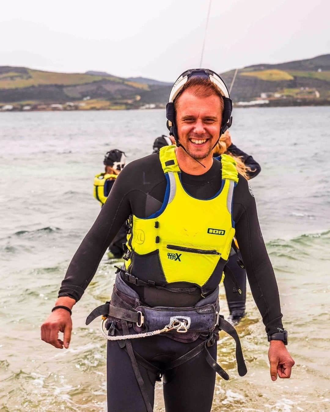 Armin Van Buurenさんのインスタグラム写真 - (Armin Van BuurenInstagram)「Kitesurfing anyone? 🏄」5月1日 3時03分 - arminvanbuuren