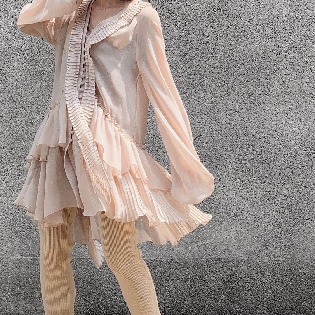 CASA FLINEさんのインスタグラム写真 - (CASA FLINEInstagram)「﻿﻿ ﻿﻿ dress ¥30,000+tax﻿ pants ¥14,000+tax﻿ ﻿﻿ ﻿﻿ ﻿﻿﻿ ﻿﻿ #casafline #sustainable #craftmanship #ethical  #sustainablefashion  #upcycle #reuse#sustainablemodefashion  #handmade﻿﻿﻿ #organic」4月30日 18時57分 - casa_fline
