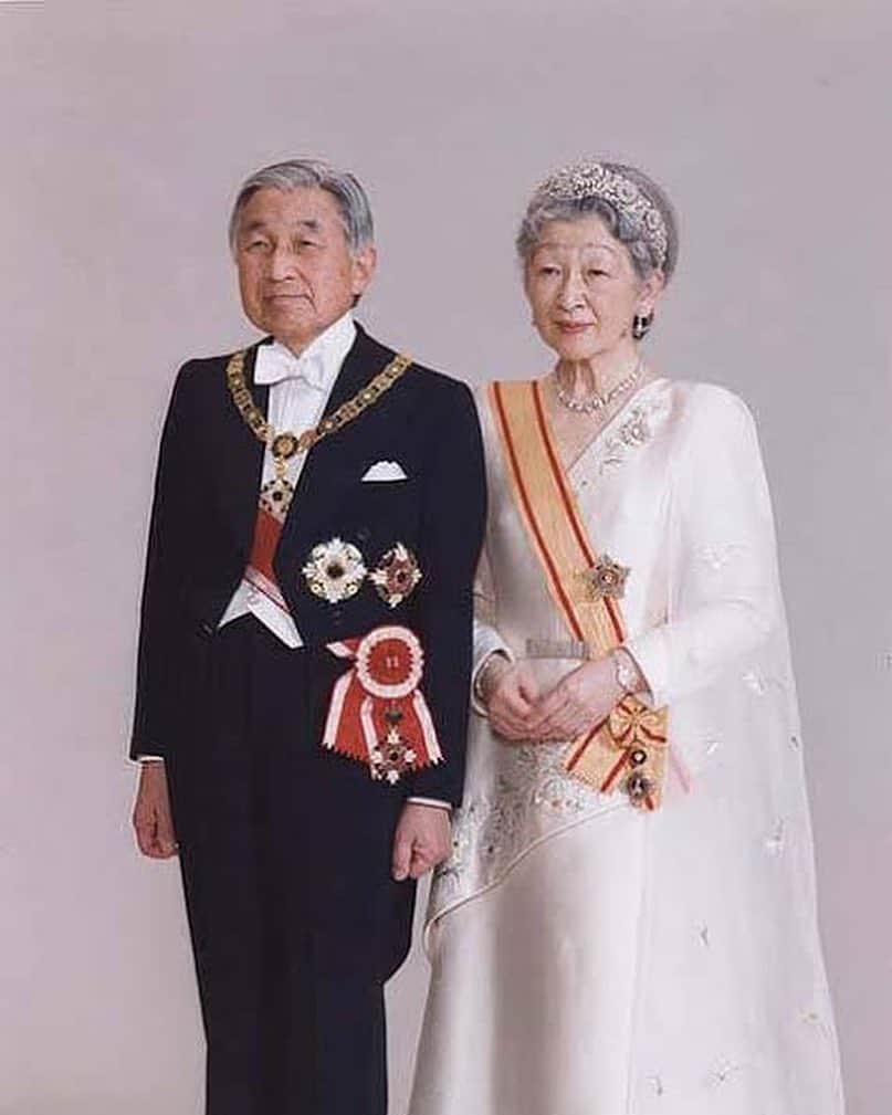 大森美知さんのインスタグラム写真 - (大森美知Instagram)「天皇皇后両陛下🇯🇵 平成を守っていただきありがとうございました。 最後のお言葉に国民への深い愛が感じられました。 長きご公務ありがとうございました。 新しい時代も平和でありますように。 🎌🎌🎌🎌🎌🎌🎌🎌🎌🎌🎌🎌🎌🎌 #平成 #令和 #感謝」4月30日 18時55分 - michi_oomori_official