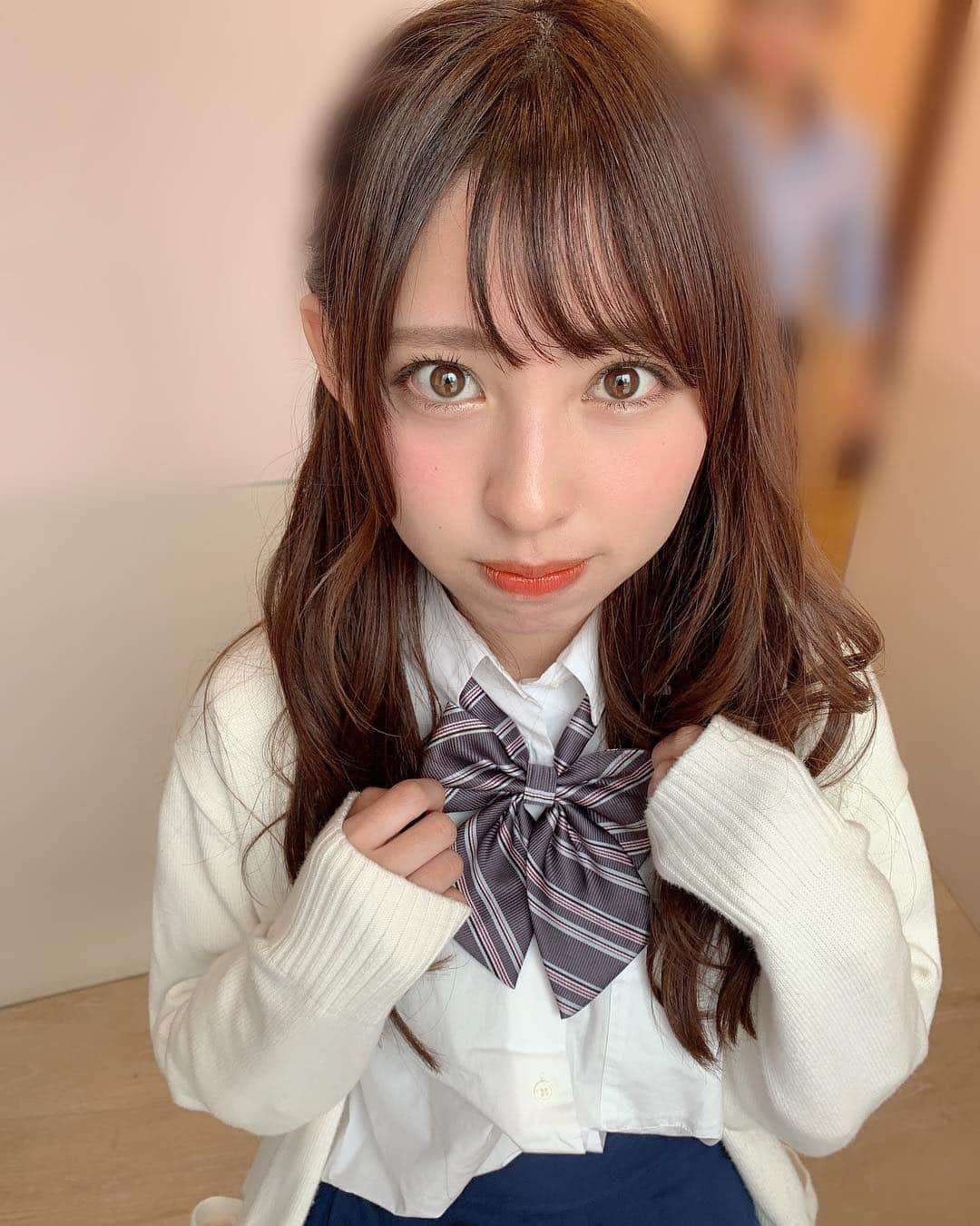 沖口優奈さんのインスタグラム写真 - (沖口優奈Instagram)「久しぶりに制服着た21さい‪(ᯅ̈ )  #平成最後 の #制服」4月30日 19時05分 - yuna_okiguchi_