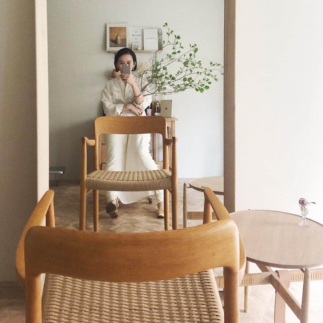畑田萌のインスタグラム：「平成元年12月にこの世に生まれて 平成最後4月にkultaが生まれて なにかを形に残せてよかった。 あしたからもよろしくお願いします🌿」