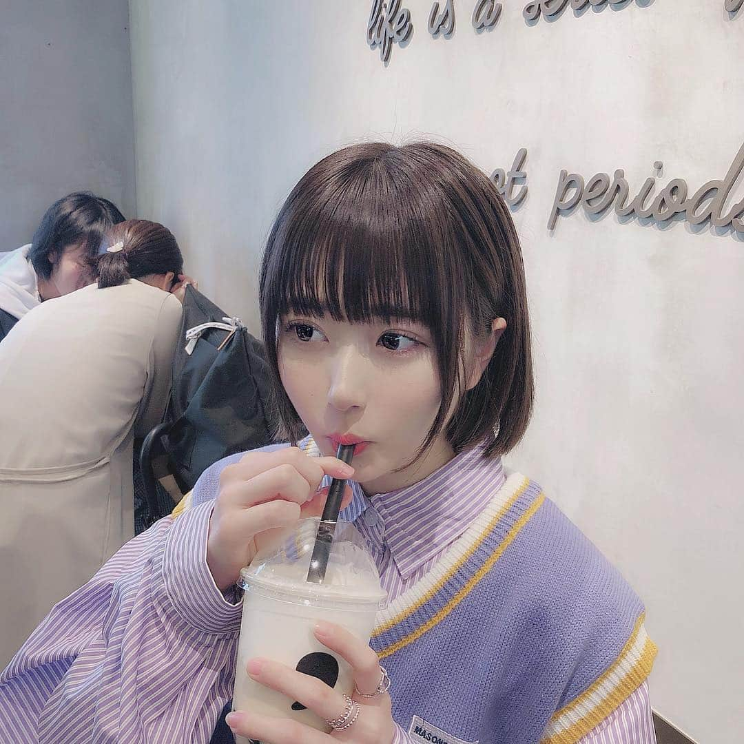 山本優菜さんのインスタグラム写真 - (山本優菜Instagram)「平成最後もタピオカ。  この間撮影前に @qpu_kogao で小顔矯正してもらいました。顔のコリが酷いらしい(u_u)しっかり通わないと！  #タピオカ #コンマティー  #ケーレックス  #韓国ファッション #オルチャン」4月30日 19時42分 - yamamoto__yuna