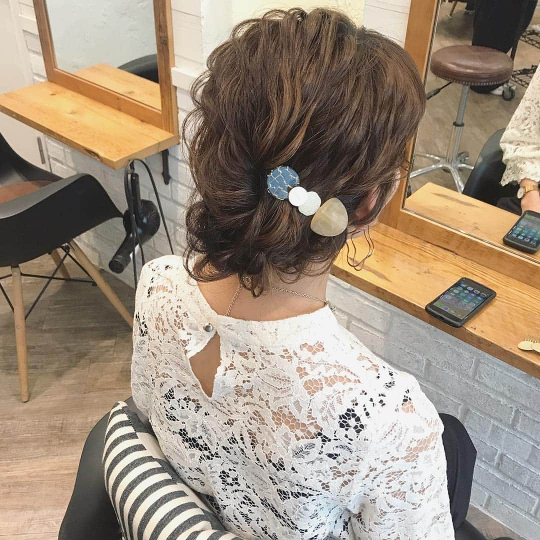 金子真由美さんのインスタグラム写真 - (金子真由美Instagram)「* hair arrange * * #かねこアレンジ #ヘアアレンジ #結婚式 #ブライダルヘア #パーティーヘア #プレ花嫁 #アレンジ #結婚パーティ」4月30日 19時44分 - kanekomayumi12