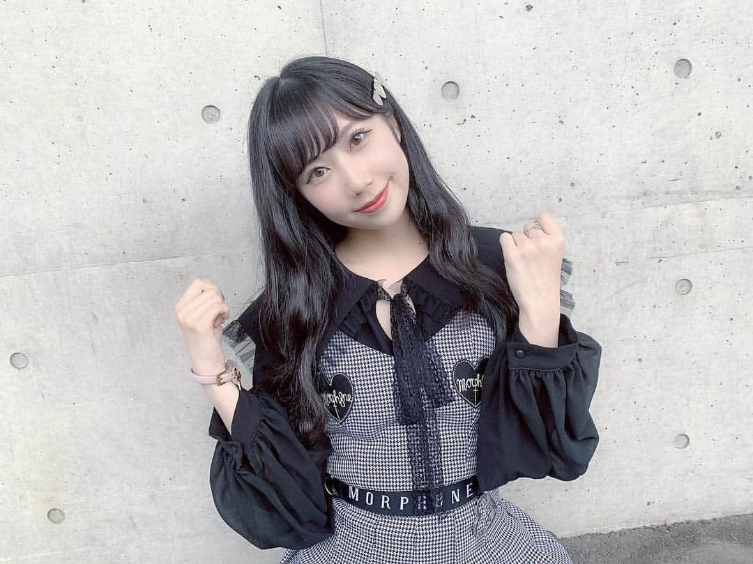 上野遥さんのインスタグラム写真 - (上野遥Instagram)「今日の私服🖤 とってもとっても可愛いです！！🖤 写真いっぱい撮りました！！🖤 脱ぎたくないです！！🖤 ・  #morph8ne #swankiss #ニーハイ  #bubblestokyo #セットアップ #ootd」4月30日 20時06分 - harutan.pink