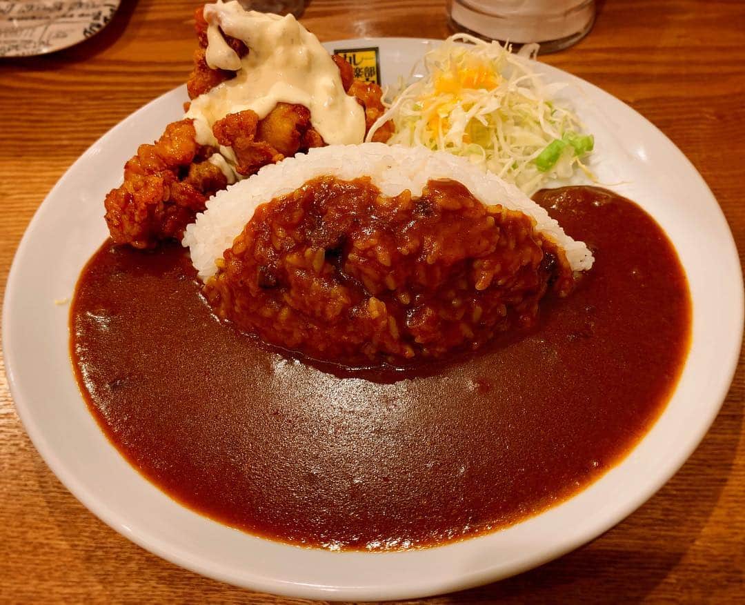 のインスタグラム：「カレー倶楽部ルウ清水寺二年坂店で平成最後のカレー！平成最後はもちろんチキン南蛮カレーを食べルウ！！激動の平成を京都でチキン南蛮カレーで〆ルウ！！大変だったけど楽しい平成だったでござルウ！令和でさらに飛躍すルウ〜！ ★ #チキン南蛮カレー #平成 #難波 #カレー倶楽部ルウ #相互フォロー#フォロバ#令和#宮崎 #都城 #福岡  #渡辺通り#大阪 #飯テロ #鹿児島 #熊本 #大阪駅 #京都 #清水寺 #大阪カレー #スパイスカレー #梅田 #守口 #宮崎ランチ  #大阪駅前第3ビル #大阪ランチ #いいねした人で気になった人フォロー #カレー好きな人と繋がりたい #カレー #二年坂」