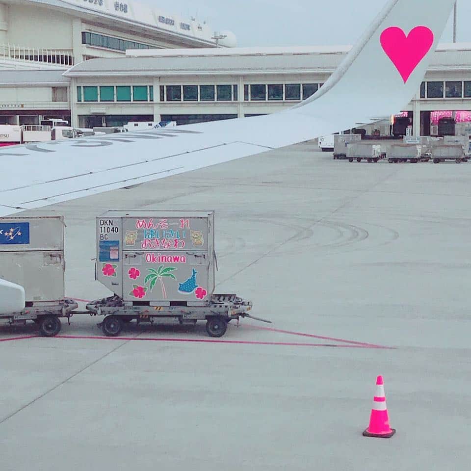 YOICHIのインスタグラム：「#めんそーれ #はいさい #okinawa #沖縄 #那覇 #曇り #orz」