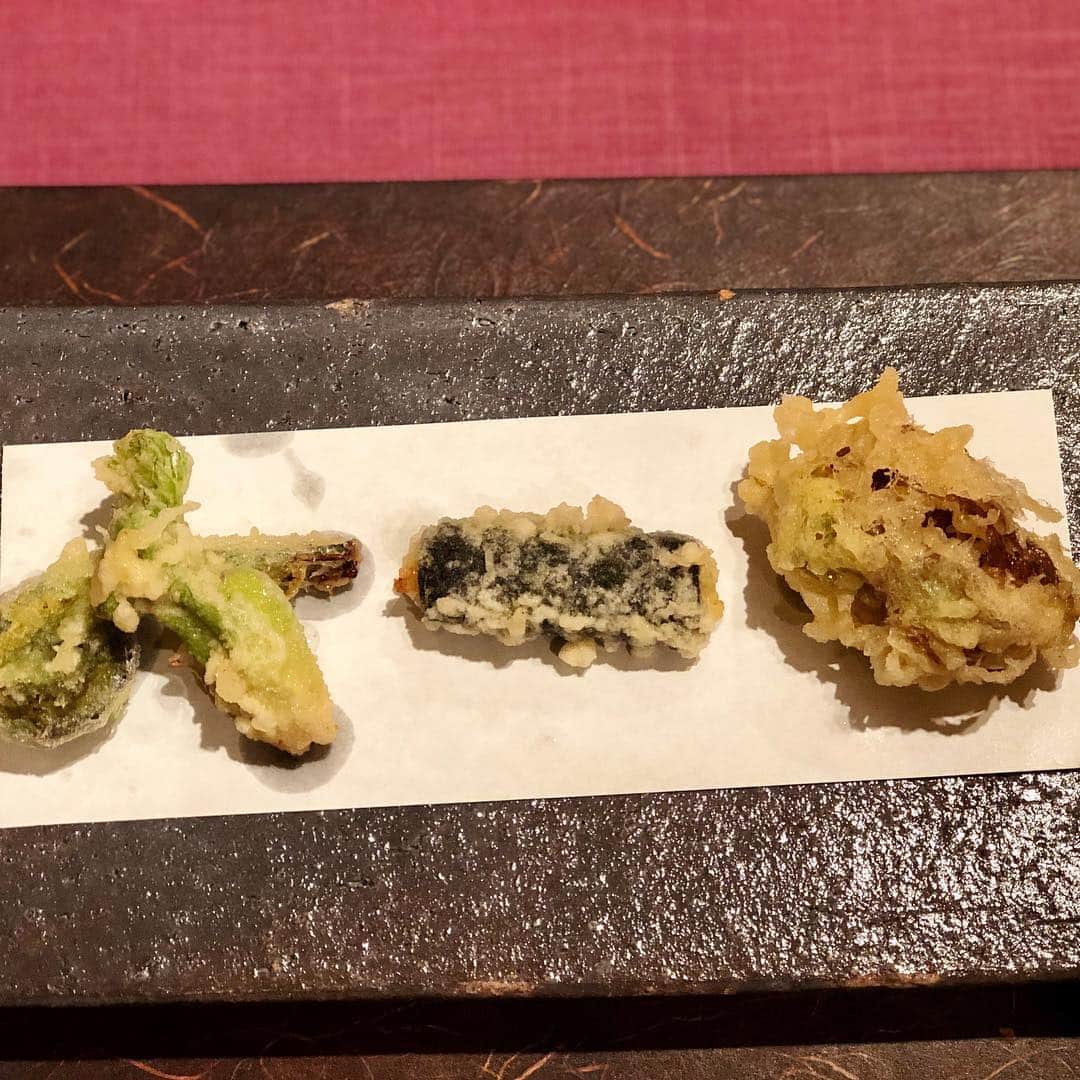 藤田りえさんのインスタグラム写真 - (藤田りえInstagram)「夫じゃないよ笑 仕事でとってもお世話になっているIさんとランチ。 向上心があってグルメで女子力の高い同い年のIさん。 いくつになっても異性のお友達は必要だなって思う。  #藤田りえ #フリーアナウンサー #アナウンサー #女子力  #女子力たかめ男子  #銀座ランチ  #銀座たまさか #とっても美味しい ！！ #おもてなしも一流 #リピしたい #綺麗な人と繋がりたい  #可愛い人と  #可愛いママになりたい」4月30日 20時21分 - rie_fujita.ana
