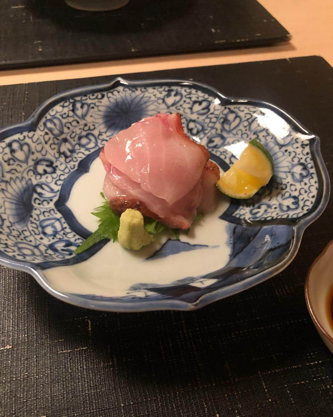 三原勇希さんのインスタグラム写真 - (三原勇希Instagram)「美味しさに感動するとか、好きなお店を新たに見つけるとか、行ってみたいと思ってたところに足を運ぶとか、とっておきの店に好きな人を連れて行くとか、そんなことでも日々はとても充実するので㌃  平成最後のごはんは、みなみママが作ってくれたハンバーグ❤️ #たべすぎ」4月30日 20時34分 - yuukimeehaa