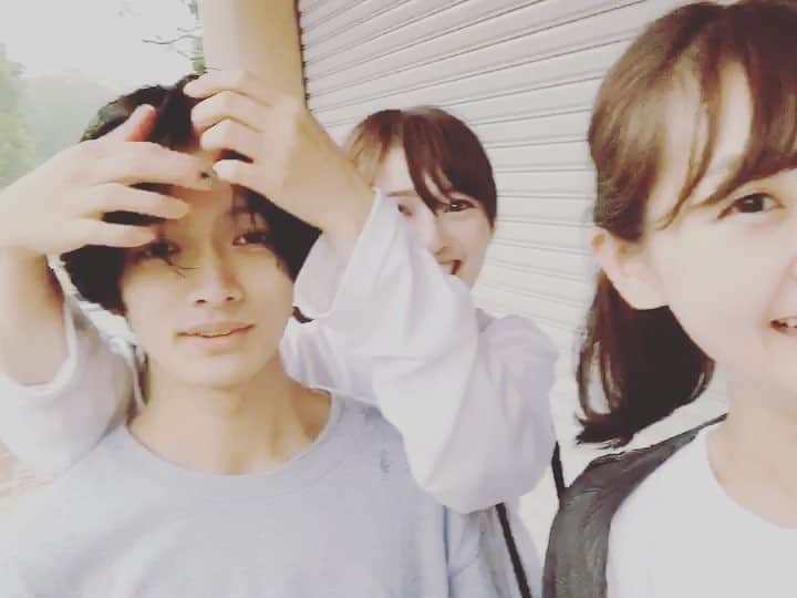 長坂 睦生のインスタグラム：「平成最後に髪を整えてもらう我。」