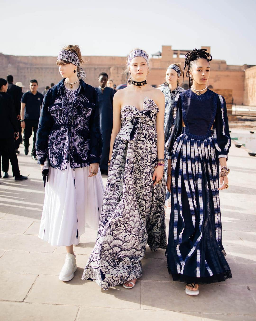 Vogue Italiaさんのインスタグラム写真 - (Vogue ItaliaInstagram)「It’s Cruise time! Here’s @dior Cruise 2020 Collection by #MariaGraziaChiuri presented yesterday in Marrakech, Morocco as seen by @germanlarkin 🧡✨ #DiorCruise」4月30日 21時00分 - vogueitalia