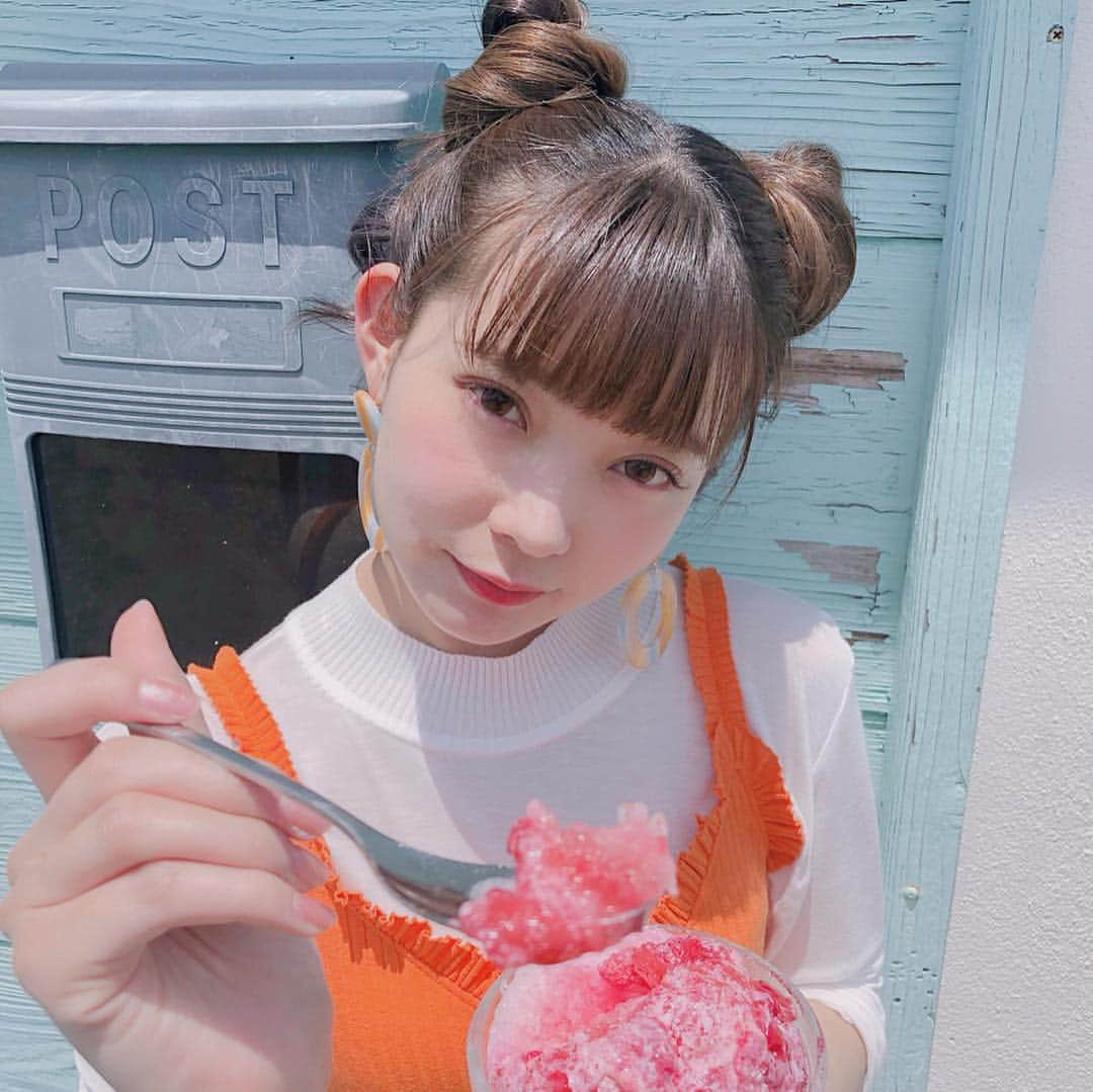 mimさんのインスタグラム写真 - (mimInstagram)「平成最後の投稿 眩しそうな私と夏先取りかき氷🍧  令和もよろしくな  #me#photo#instagood#fashion#shooting」4月30日 21時06分 - mim_11_11