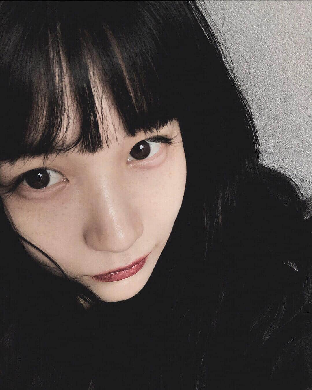 中村くるみさんのインスタグラム写真 - (中村くるみInstagram)「もうすぐ平成が終わりますね👩🏻 素敵な事に令和のはじめにkrm POPUPです♥ 皆さんに会えるなんて 最高に幸せなスタートを切れます！ 令和の @_krm_official もよろしくお願いします♥ ． krm POPUP SHOP ”Shibuya”  Date : 5/1.2 Time : Open12:00 Close18:00 Place : @cohsa.shibuya 4-5-5,Shibuya,Shibuya-ku,Tokyo  ー当日ご購入のお客様特典ー 限定ノベルティ(krm totebag)プレゼント&チェキ撮影❤︎ ※ノベルティは5/1先着30個5/2先着20個となります。 ※当日朝11時から整理券をお配りいたします。 それまでは入り口から一列でお並びください。 ※数に限りがございますので予めご了承ください。 #krmpopupshopshibuya #平成最後の投稿 #平成最後 ． 皆様のお越しを心よりお待ちしてます♥ 気をつけてきてください♥」4月30日 21時51分 - __k_r_m__