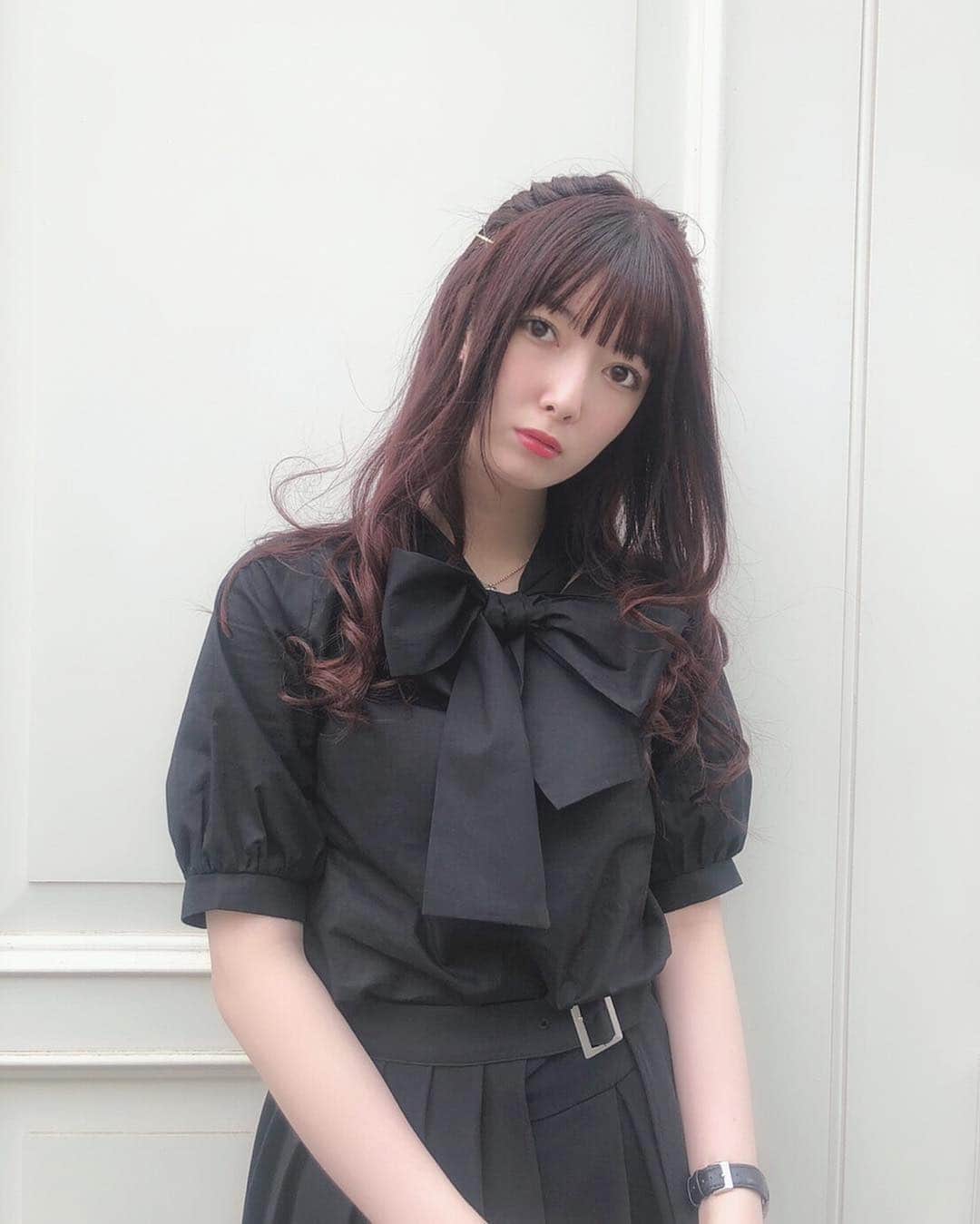 日下部美愛のインスタグラム：「平成ありがとう . . @mimitoujours @joint_space #mimitoujours #mimitoujours_style #pr #selfie #photo #japan #model #me #code #fashion #makeup #followme #instagood #camera #selfie #ootd #한국 #맞팔 #사진 #데일리 #데일리룩 #인스타사진 #인스타그램 #일본인 #패션」
