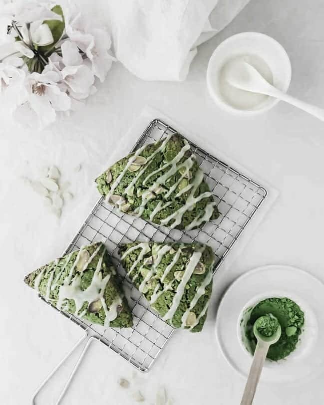 Matchæologist®さんのインスタグラム写真 - (Matchæologist®Instagram)「😍 Tag your #MatchaMates who need to see these drool-worthy 🍵 #Matcha #Almond #Scones with Bergamot Glaze – a creative spin on the classic treat! Thanks to the wonderful @siftandsimmer ✨ for this delicious recipe – head over to her blog for the full recipe! 🙏 . Adding matcha to your favourite recipes not only brings a beautiful green hue, but also adds deeply rich, earthy flavours to your culinary creations 💚. Our Midori™ is the perfect grade of matcha for use in any matcha dessert recipes that require a beautiful green colour and flavour intensity that shines through other ingredients. 🍵🌿 . 🙏Go ahead and explore our range of artisanal matcha that will give you a myriad of possibilities in the kitchen! Matcha is perfect for jazzing up any dish to make it into something totally #Matchamazing! 😇 . For premium-quality matcha 🍵, please visit Matchaeologist.com. . 👉Click the link in our bio @Matchaeologist ⠀⠀⠀⠀⠀⠀⠀⠀⠀ Matchæologist® #Matchaeologist Matchaeologist.com」4月30日 22時09分 - matchaeologist