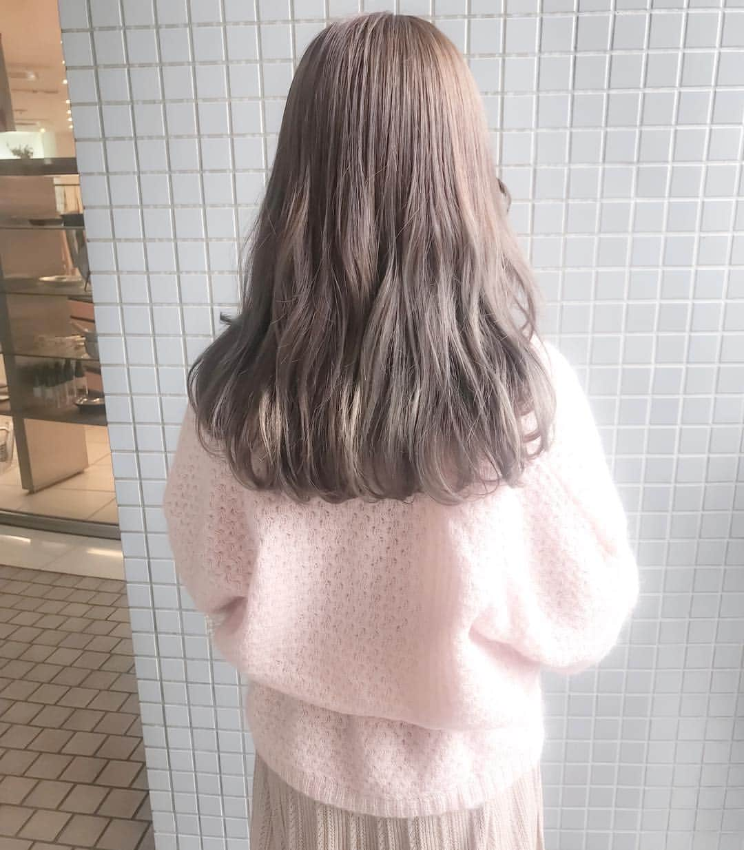 佃加菜さんのインスタグラム写真 - (佃加菜Instagram)「milktea beige🌼 . #shima_daikanyama」4月30日 22時09分 - tsukuda_kana