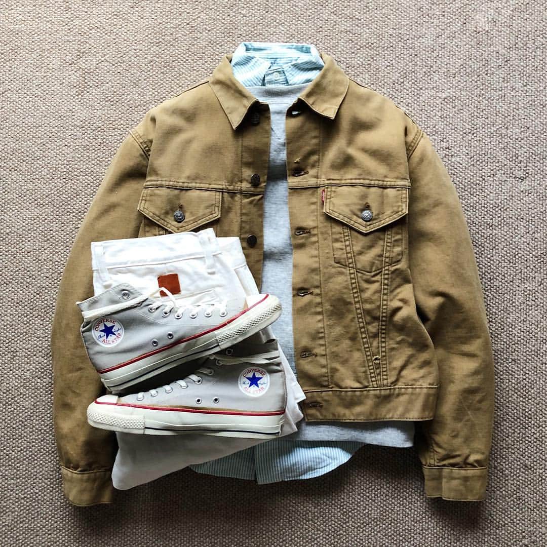 のインスタグラム：「Today's Outfit. ↓ ＊60's Vintage #Levis #70519 #BigE Cotton Duck Trucker Jacket ＊40's Vintage #JCPenney Double V-Panel Sweat Shirt ＊#PoloRalphLauren Stripe Oxford BD-Shirt ＊#Tellason White Denim Trousers ＊80's Vintage #Converse All Star Hi Made in USA」