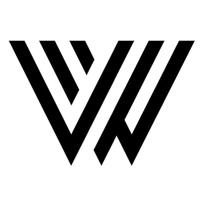小松美緒のインスタグラム：「WYETH / ワイス 6月上旬に表参道にOPENします。  それとともに私もBALLOON HAIRからこちらへ移動になります。 新たな場所でスタッフのみんなといろんなことに挑戦していきます。  オープン日やご予約の詳細はまた追ってご報告させていただきます。 5月中はBALLOON HAIRに在籍しております。 初めての方もいつも来てくださってる方もお久しぶりの方も皆様のご来店を心よりお待ちしてます。 それでは皆様 WYETH (ワイス)でお会いできるのを楽しみにしております。 #ニューブランド  #表参道 #スタッフ募集 #中途スタイリスト募集 #アシスタント募集 #dm下さい」