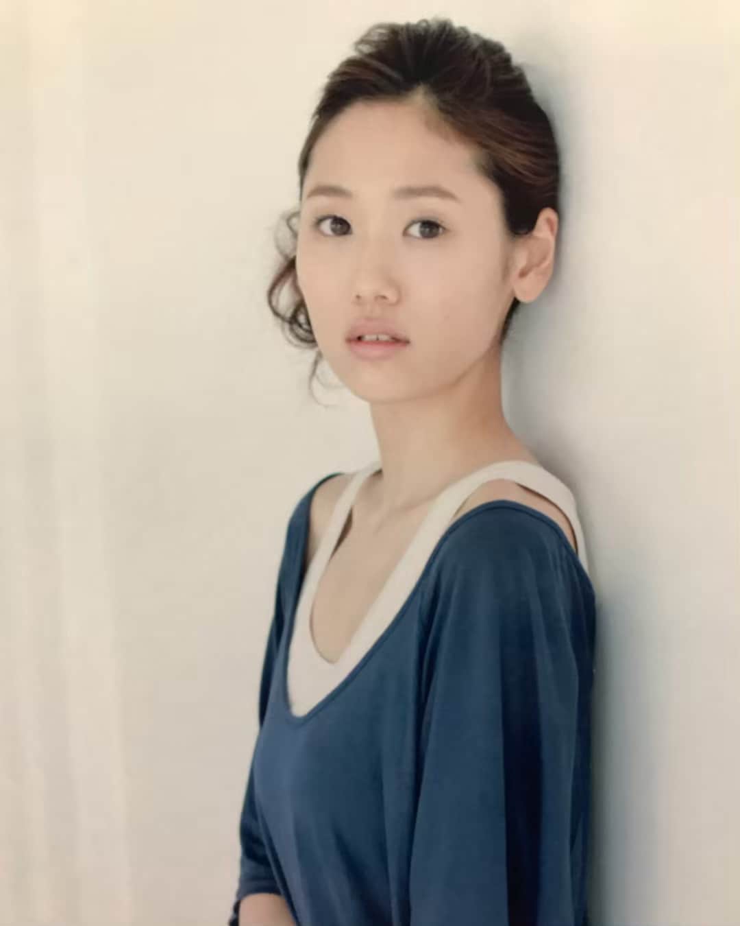 小林ようさんのインスタグラム写真 - (小林ようInstagram)「平成最後の暇つぶしにこれまでの歴代プロフィール写真を集めてみました。2枚目が人生初の宣材撮影。 今からちょうど13年前〜 . #portfolio #profilepictures #portrait #model #japan #宣材写真 #小林よう」4月30日 22時55分 - yoco12