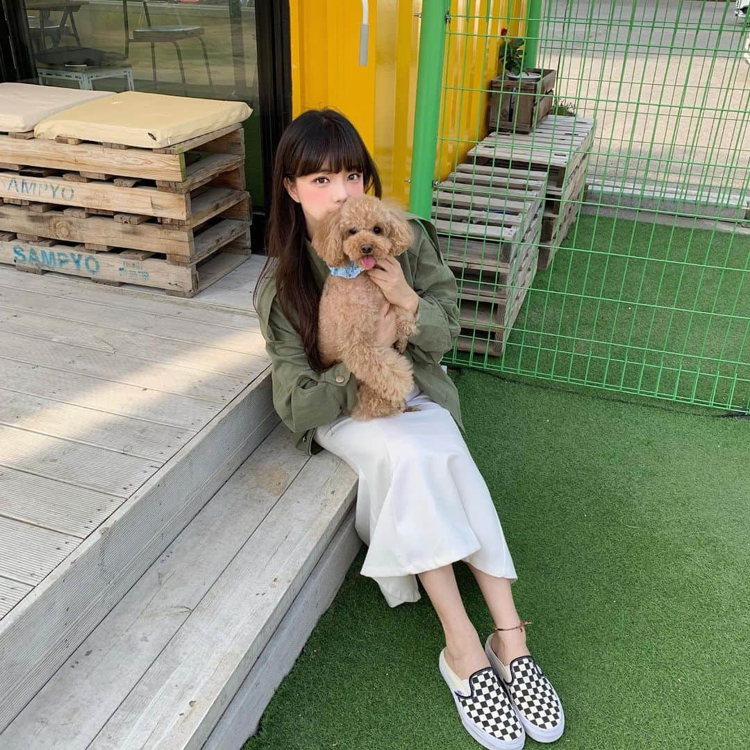 ユン・アラさんのインスタグラム写真 - (ユン・アラInstagram)「겸동이 찌질이 ❤️🧡💛💚💙💜」4月30日 23時12分 - yoonara_mood