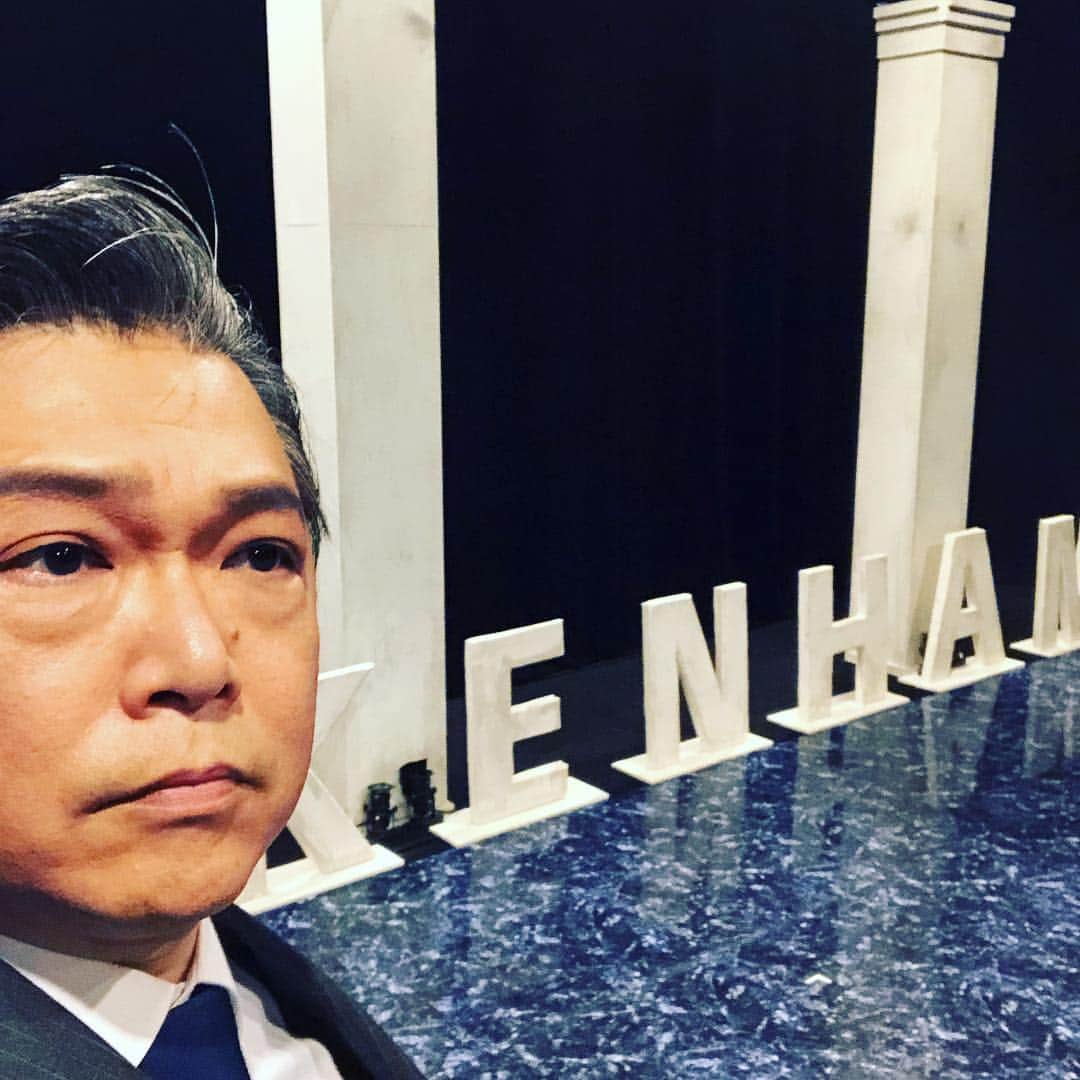 三上市朗のインスタグラム：「平成最後の投稿は平成最後の舞台「The Negotiation」のオフショット。締めくくりに相応しい作品でした。平成と同時に役者人生が始まり今に至るのです。 #平成を振り返る」