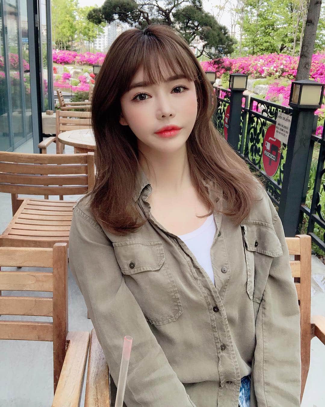 Han Ga Eunさんのインスタグラム写真 - (Han Ga EunInstagram)「#봄날 #coffee #볼빵빵사춘기」4月30日 23時36分 - gaeungbebe