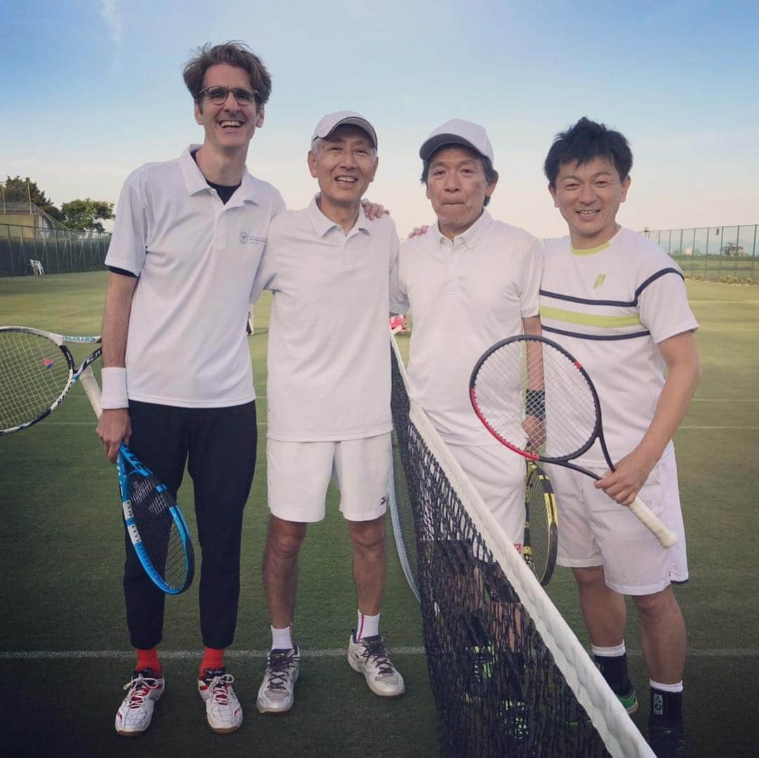 フローラン・ダバディーさんのインスタグラム写真 - (フローラン・ダバディーInstagram)「Remembering a great week of tennis in Saga. From the first clinic with #mayohibi and @risaozaki410 to the #roadtowimbledonjapan ceremony.  日比万葉選手の完璧なローボレー、大会最終日の表彰式と、打ち上げに友達たちとスーパー大ブレーキ！Thank you #roadtowimbledon2019  Pictures by 真野さん©️」4月30日 23時37分 - florent_dabadie