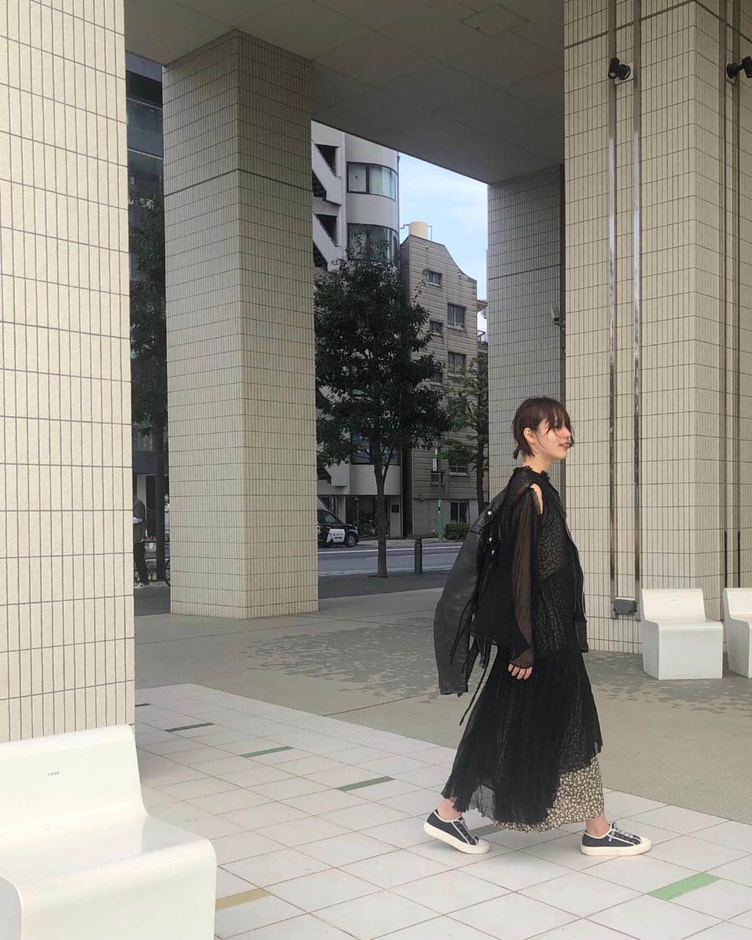 Kayumi Asukaさんのインスタグラム写真 - (Kayumi AsukaInstagram)「【透け透けワンピースとノースリーブワンピースをレイヤードスタイル】 #ootd #ワンピースコーデ」4月30日 23時32分 - kayumiasuka