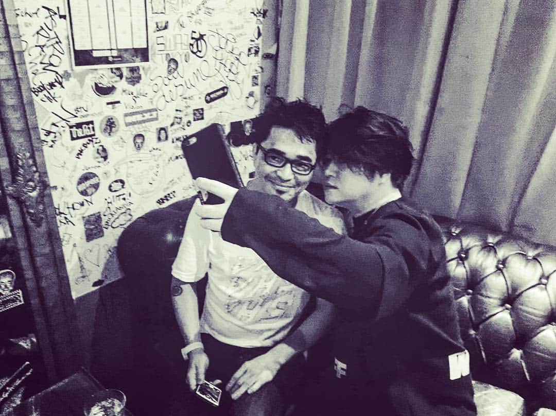 渋谷慶一郎のインスタグラム：「卓球先輩が元気でよかったです。」