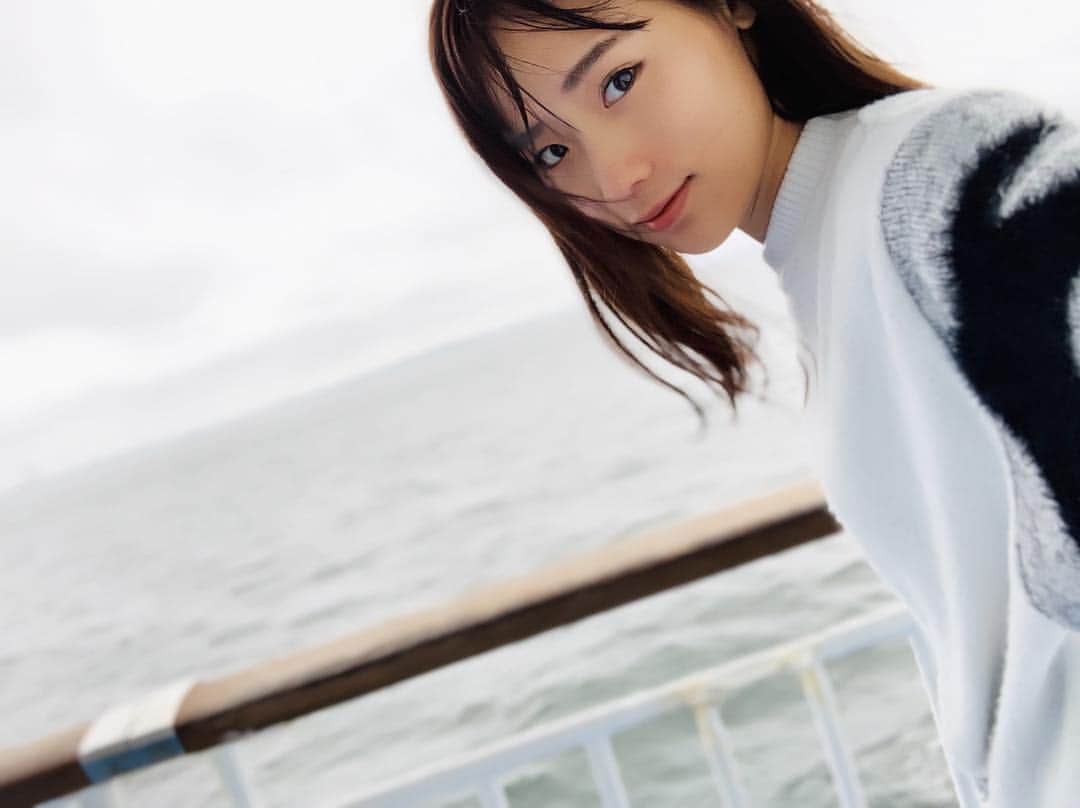 秋山ゆずきのインスタグラム：「. . #令和 . 思うのが、自分の気持ちに 従うのが 1番自分らしい❣️ 今までもそうしてきたし これからもそうしていこうと 改めて決心した１日でした。 . 流されたらだめ。 . . 自分の人生は 自分のものだからね。 .」