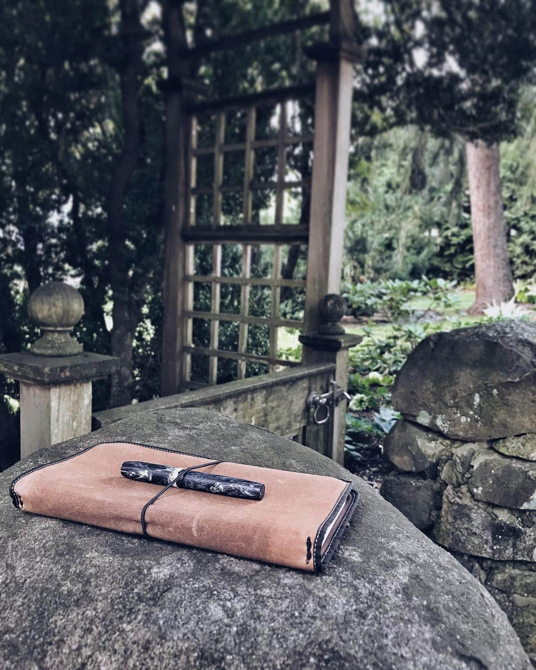 Catharine Mi-Sookさんのインスタグラム写真 - (Catharine Mi-SookInstagram)「Ingredients for a lovely day. My Vagabond Notebook, a good pen and beautiful scenery. But the best part is being with family, especially with my mom here. It’s been the best. Wishing everyone a most wonderful rest of the week too. 🌿 . . . . VN in Umber & the @franklinchristoph Model 45 fountain pen with the stunning matte acrylic by @brooks_803. . . . . #aquietstyle #journaling #dailyjournal #franklinchristoph #fountainpens #vagabondnotebook #tnlove #waxedcanvas #thedailywriting #createeveryday #loveforanalogue #petalsandprops #seekinspirecreate #journallove #travelersnotebook #stationerylove #stationerylover #creativespace #inthewoods #morningpages #journalling」5月1日 0時51分 - catharinemisook