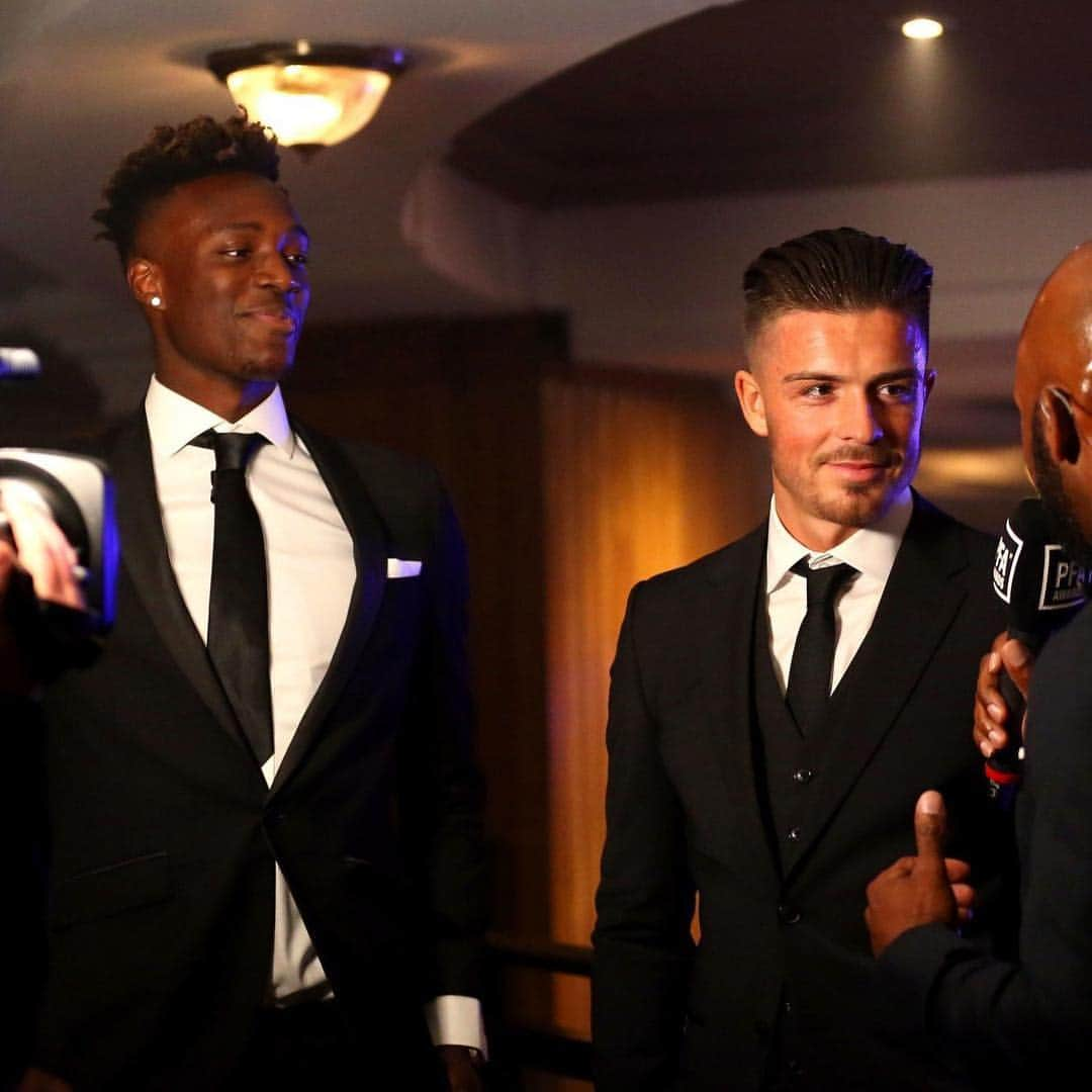 ジャック・グリーリッシュさんのインスタグラム写真 - (ジャック・グリーリッシュInstagram)「PFA Awards 👔」5月1日 1時27分 - jackgrealish