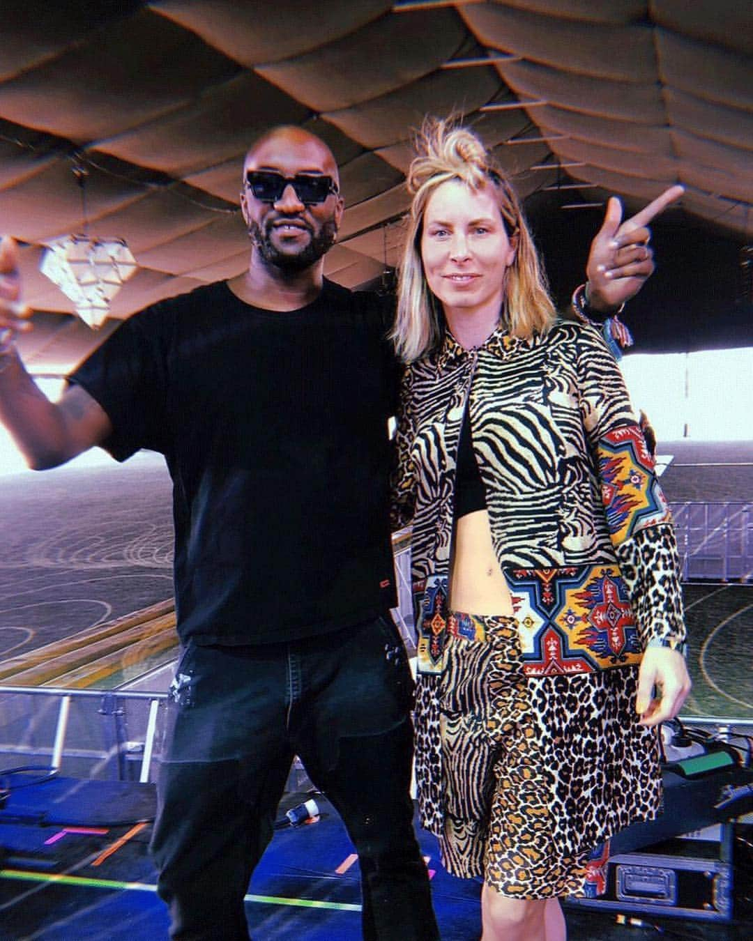 Pierre-Louis Masciaさんのインスタグラム写真 - (Pierre-Louis MasciaInstagram)「Amazing @blondish wearing a total PLM look at @coachella ! So much ❤️ . #plm #pierrelouismascia #unpredictableclassic #womenswear #menswear #prints #collection #spring #summer #2019 #ss19 #coachella #coachella2019 #blondishmusic #festival」5月1日 1時41分 - pierrelouismascia