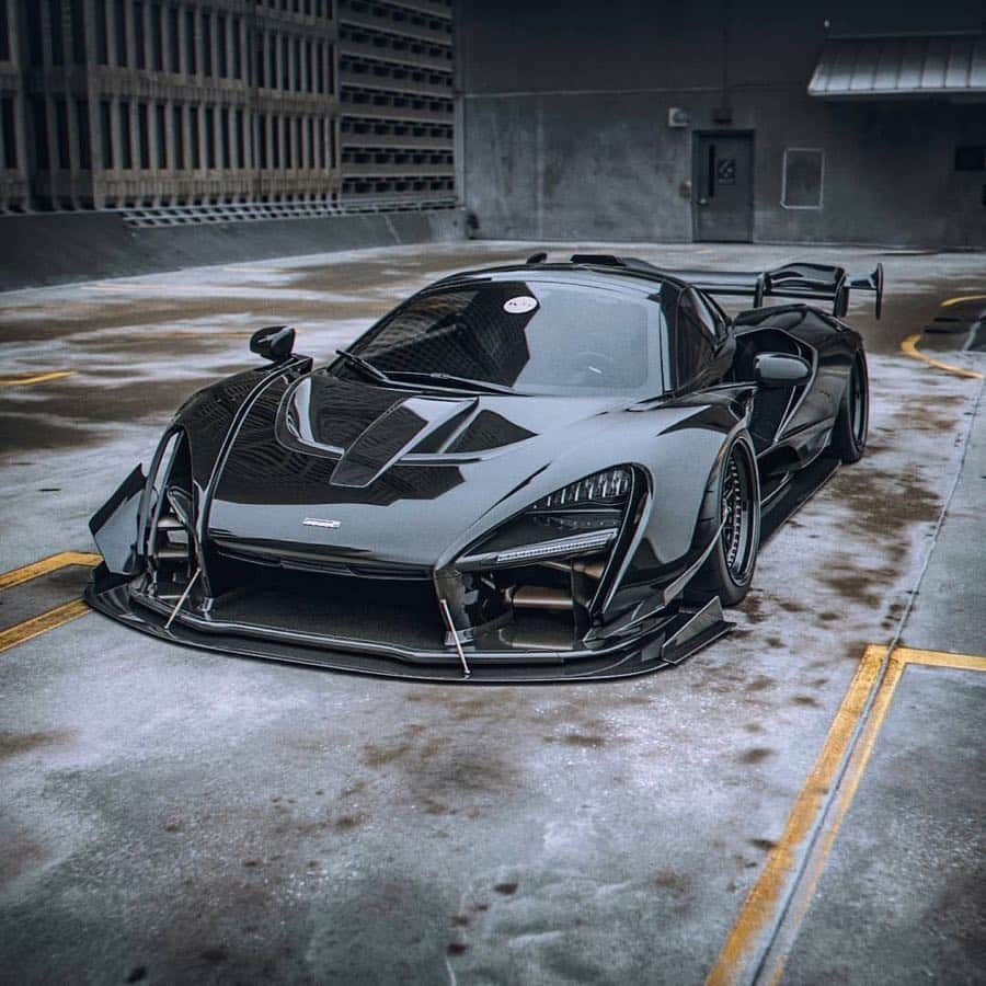 CARLiFESTYLEさんのインスタグラム写真 - (CARLiFESTYLEInstagram)「McLaren Senna on steroids. 👍🏼or👎🏼? Render by @the_kyza #carlifestyle」5月1日 13時05分 - carlifestyle