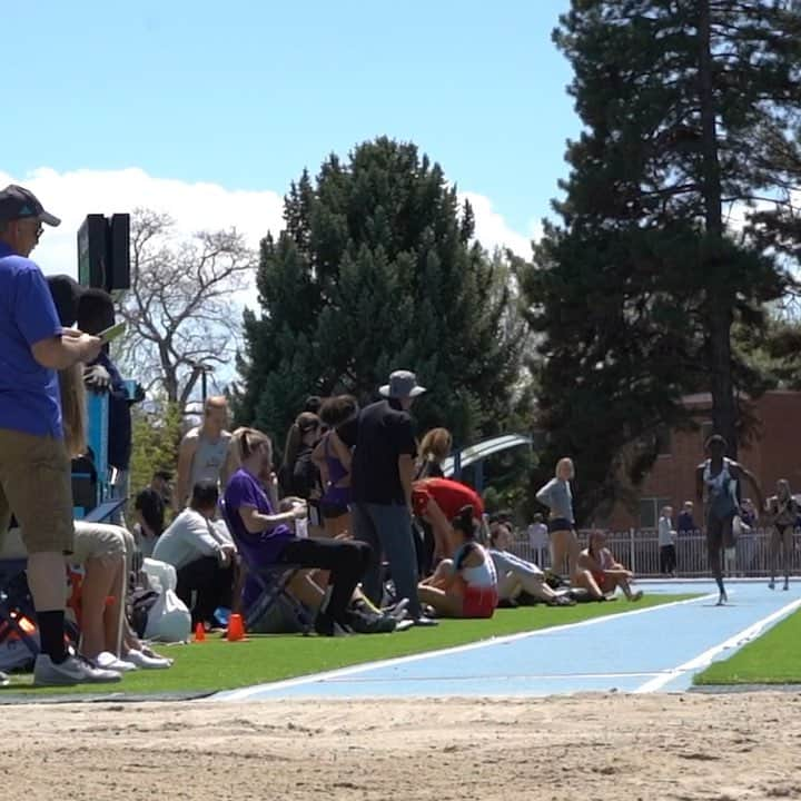 トーリ・ボウイのインスタグラム：「Thanks to my coach and everyone else that played a major role in my performance. • 6.78m is a great start considering I’ve been away from long jump the past 5 years. • Hopefully it’s more to come🤞🏿😊❤️❤️❤️❤️ • 📸:@byutrackfieldxc  #jumphigher #jumplonger #beastit #adidas #byu #adigang #3Stripes #usa #passion」