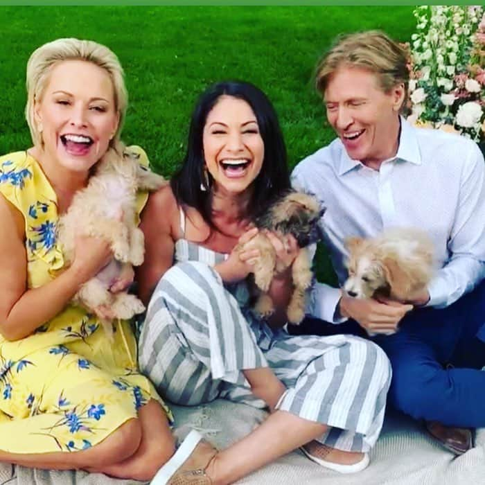 ジョシー・ビセットさんのインスタグラム写真 - (ジョシー・ビセットInstagram)「Filming @hallmarkchannel  #juneweddings Preview Special. Pet adoption! The best segment of the day! fell in love with these pups💕 @larissawohl @jackwagnerofficial @waggytailsrescue #weddingmarch5 #hallmarkies」5月1日 7時02分 - josiebissett