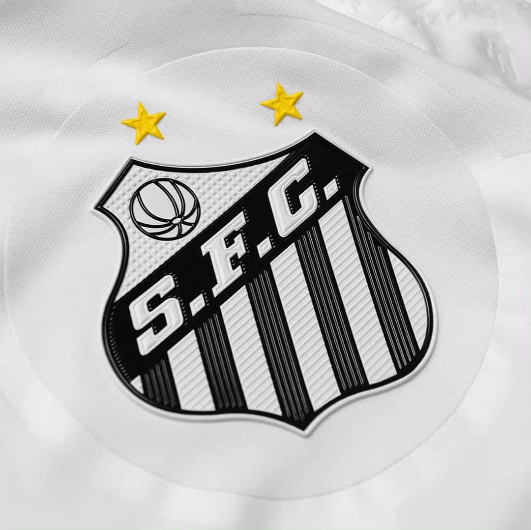 UMBROさんのインスタグラム写真 - (UMBROInstagram)「There’s only one @santosfc ⚪️⚫️ Introducing the new home kit for 2019 . . #umbro #umbrofootball #umbrobrasil #brasil #football #footballkits #classicfootballshirts #soccer #soccerjerseys #futbol」5月1日 8時03分 - umbro
