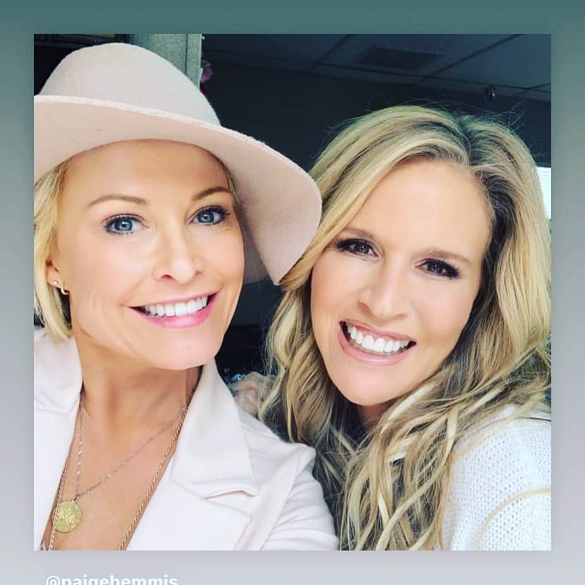 ジョシー・ビセットのインスタグラム：「Loved seeing this awesome woman today @paigehemmis.The @homeandfamilytv gang are seriously the nicest bunch! Thank you for making everyone feel so welcome! @cameronmathison @kymdouglas @jackwagnerofficial @hallmarkchannel #weddingmarch5 #Hallmarkies #hearties」