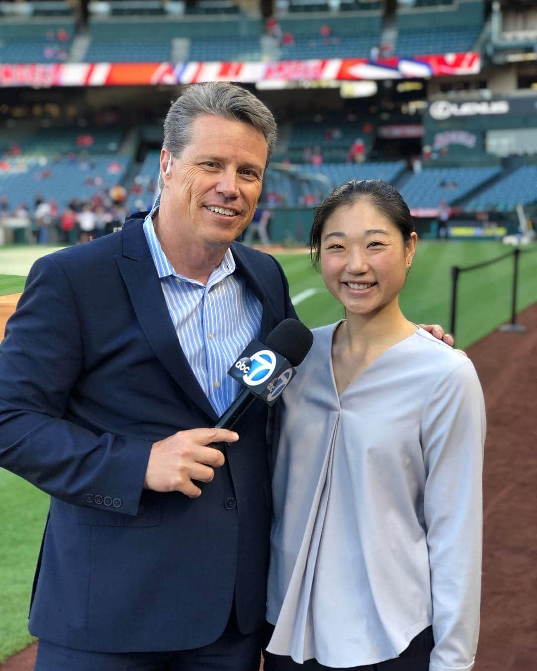 長洲未来さんのインスタグラム写真 - (長洲未来Instagram)「On the weekends, I’m an Olympian. On the weekdays, you can call me the @abc7la intern. Thanks @abc7curt for showing me how it’s done.」5月1日 9時56分 - mirainagasu