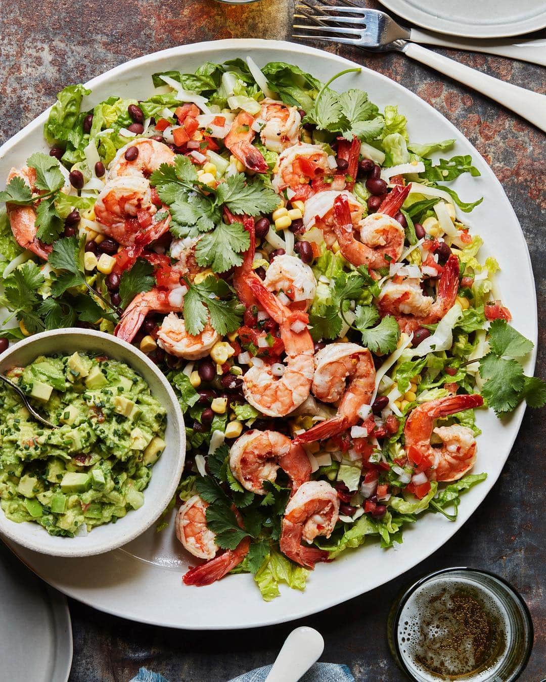Gaby Dalkinさんのインスタグラム写真 - (Gaby DalkinInstagram)「Legit the most colorful and flavorful salad... let me intro you to my Mexican Cobb!! The salad is perfection but the cilantro vinaigrette is EVERYTHING - seriously the icing on the cake! Recipe on the blog」5月1日 9時54分 - whatsgabycookin