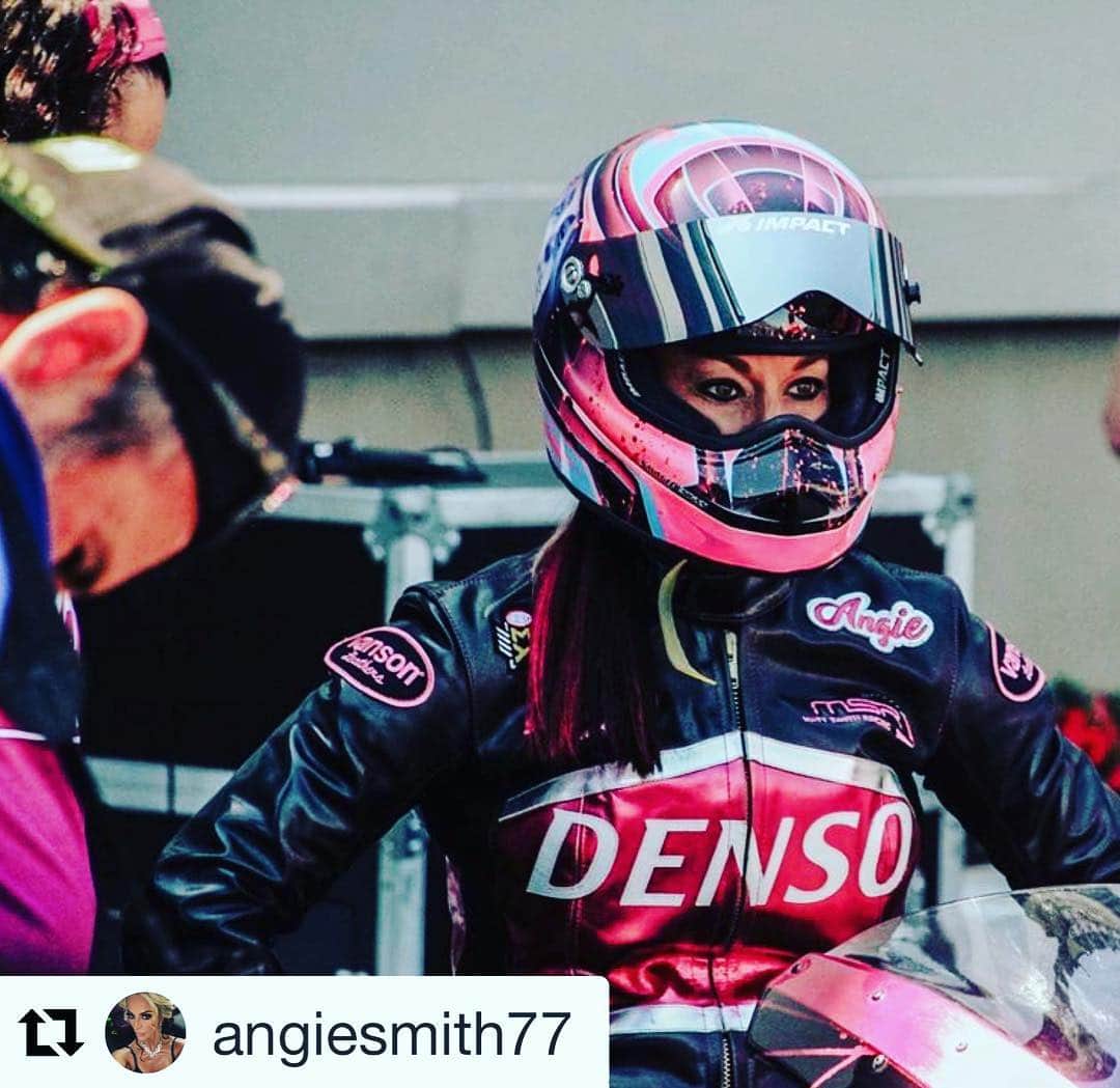 のインスタグラム：「#Repost @angiesmith77 ・・・ Qualified No. 10 with a 6.848, 198.99 and we're ready for another four-wide RACEDAY! Our first round quad will include Matt, Scotty Pollacheck, and Hector Arana Jr . . Hoping for another outcome like the Vegas four-wide. Husband and wife for the win!  #NHRA #NHRAPSM #TeamDENSO #DENSOpowered #DENSOsponsored #DensoDuo #4WideNats #vansonleathers #leathersuit」