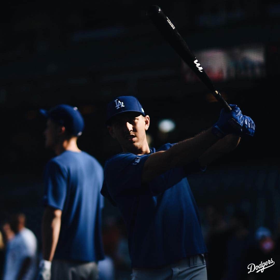 Los Angeles Dodgersさんのインスタグラム写真 - (Los Angeles DodgersInstagram)「Pockets of light.」5月1日 9時58分 - dodgers