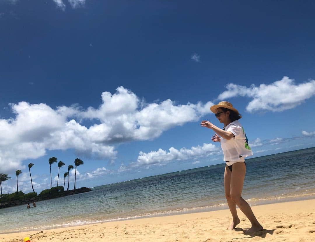 加護亜依さんのインスタグラム写真 - (加護亜依Instagram)「令和の始まりはココで🌴 ・ ・ #hawaii #ハワイライフ #昭和の女」5月1日 10時21分 - ai.1988kg