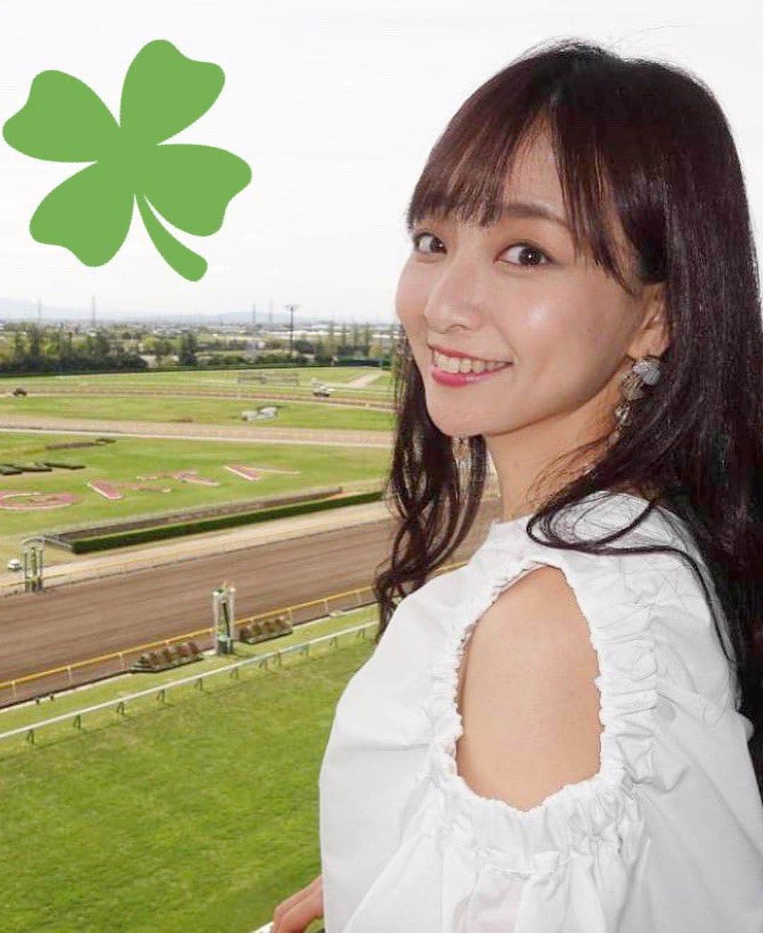 長谷川萌美さんのインスタグラム写真 - (長谷川萌美Instagram)「. . 令和もよろしくお願いします☺️💕 . .  #令和元年 #リトルもえみ #平成 #セーラームーン #月に代わってお仕置きよ #新曲 #遠いところへ行くのでしょう #ラブストーリーは始まらない #リリース #ビタスイ #令和 #萌服 #長谷川萌美」5月1日 10時24分 - moemi_hasegawa