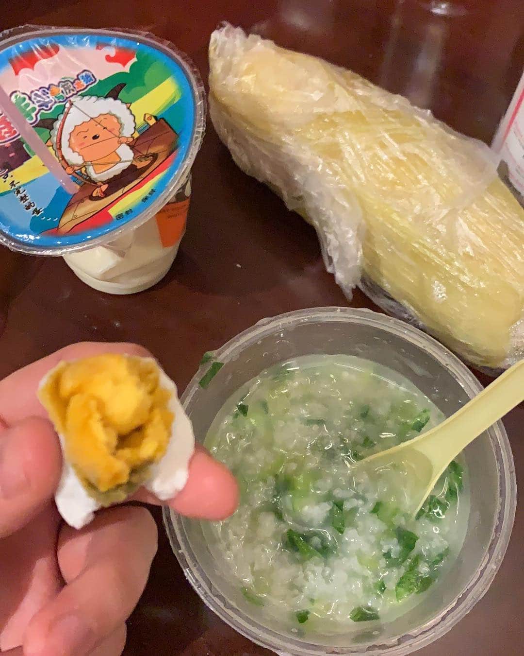 スティーブン・チョンのインスタグラム：「早起的鳥兒有蟲吃 #早晨啊」